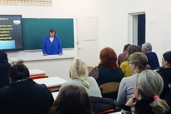  13 февраля в школе проведено общешкольное родительсеое собрание  «О роли родительского контроля и ответственности в профилактике правонарушений и защите прав несовершеннолетних». С приветственным словом выступила зам. по ВР Жантасова Н.Ш.,   отметив важн